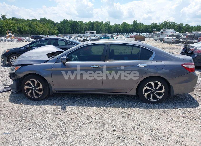 Photo 15 of 2016 Honda Accord EX-L (VIN 1HGCR2F87GA000935)
