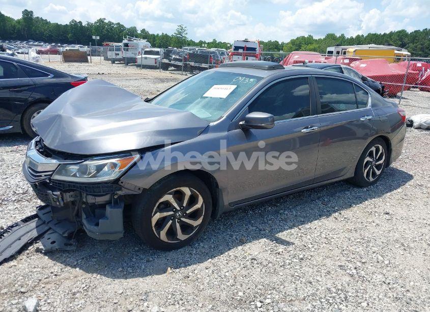 Photo 2 of 2016 Honda Accord EX-L (VIN 1HGCR2F87GA000935)