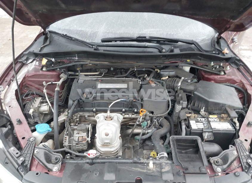 Photo 10 of 2016 Honda Accord EX-L (VIN 1HGCR2F87GA005732)