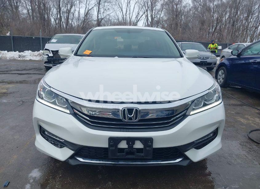 Photo 12 of 2016 Honda Accord EX-L (VIN 1HGCR2F87GA023728)