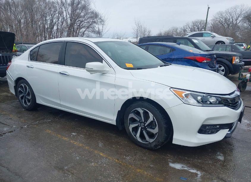 Photo 13 of 2016 Honda Accord EX-L (VIN 1HGCR2F87GA023728)