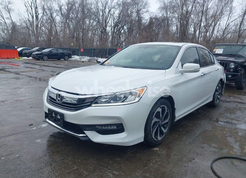 Photo 2 of 2016 Honda Accord EX-L (VIN 1HGCR2F87GA023728)