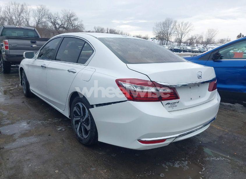 Photo 3 of 2016 Honda Accord EX-L (VIN 1HGCR2F87GA023728)
