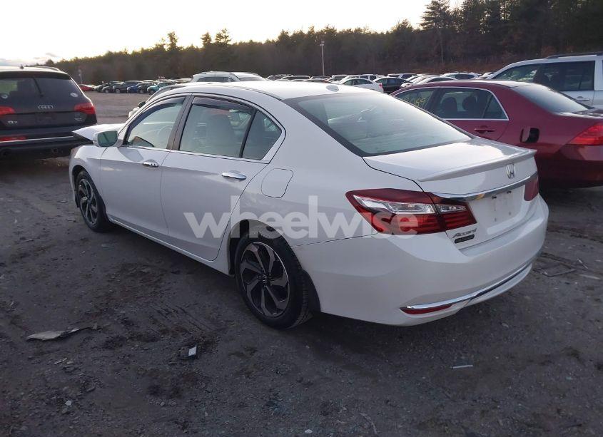 Photo 3 of 2016 Honda Accord EX-L (VIN 1HGCR2F87GA095836)