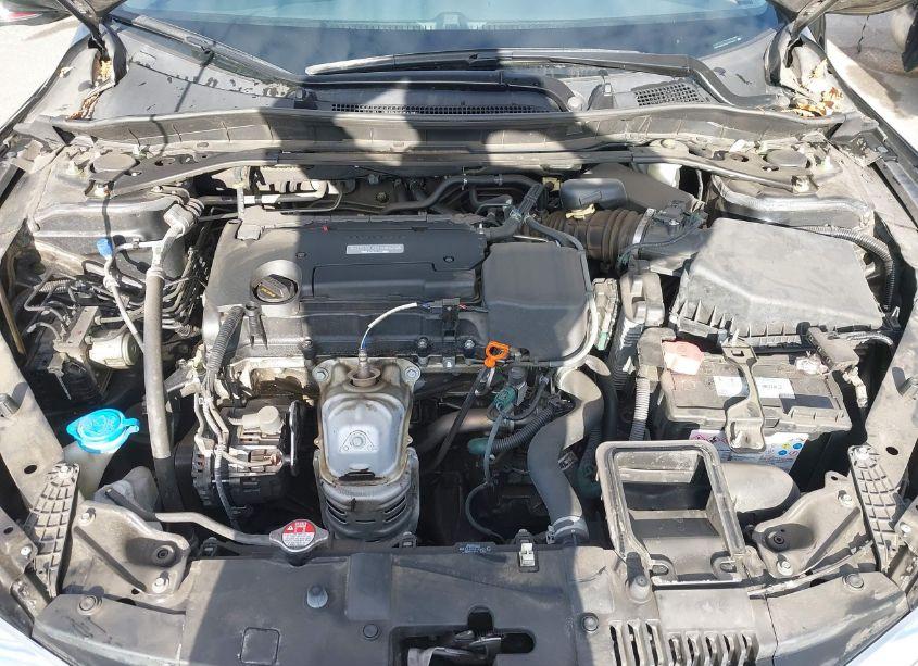 Photo 10 of 2016 Honda Accord EX-L (VIN 1HGCR2F87GA107466)