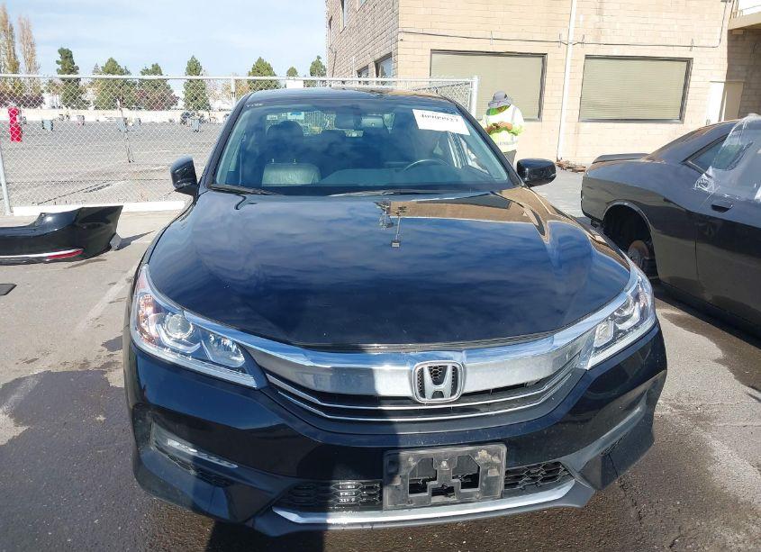 Photo 13 of 2016 Honda Accord EX-L (VIN 1HGCR2F87GA107466)