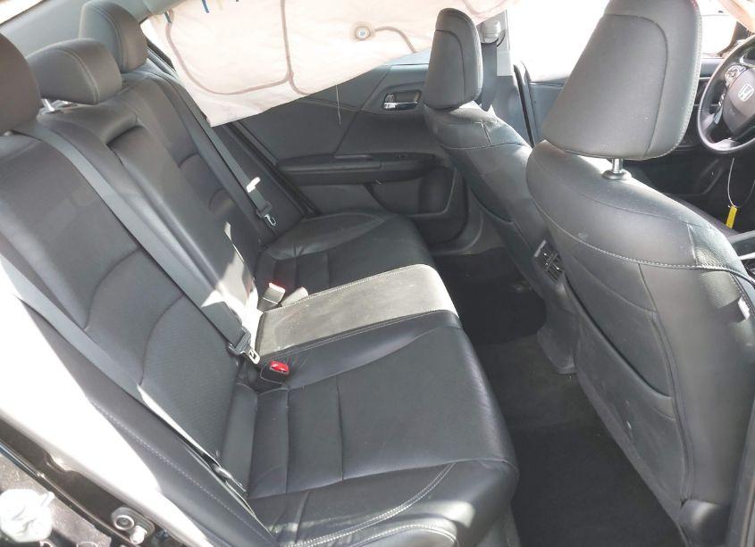 Photo 8 of 2016 Honda Accord EX-L (VIN 1HGCR2F87GA107466)