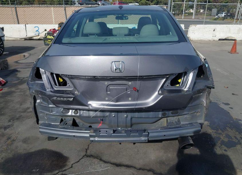 Photo 6 of 2016 Honda Accord EX-L (VIN 1HGCR2F87GA144372)