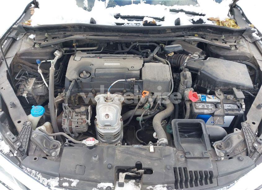 Photo 10 of 2016 Honda Accord EX-L (VIN 1HGCR2F87GA159163)