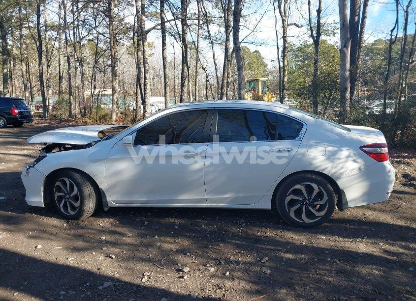 Photo 13 of 2016 Honda Accord EX-L (VIN 1HGCR2F87GA238686)