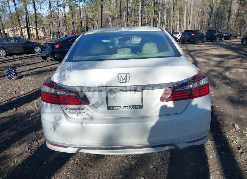 Photo 15 of 2016 Honda Accord EX-L (VIN 1HGCR2F87GA238686)