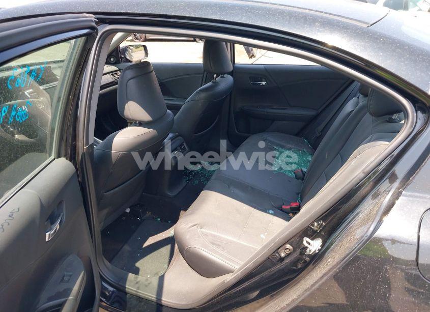 Photo 8 of 2016 Honda Accord EX-L (VIN 1HGCR2F87GA244620)