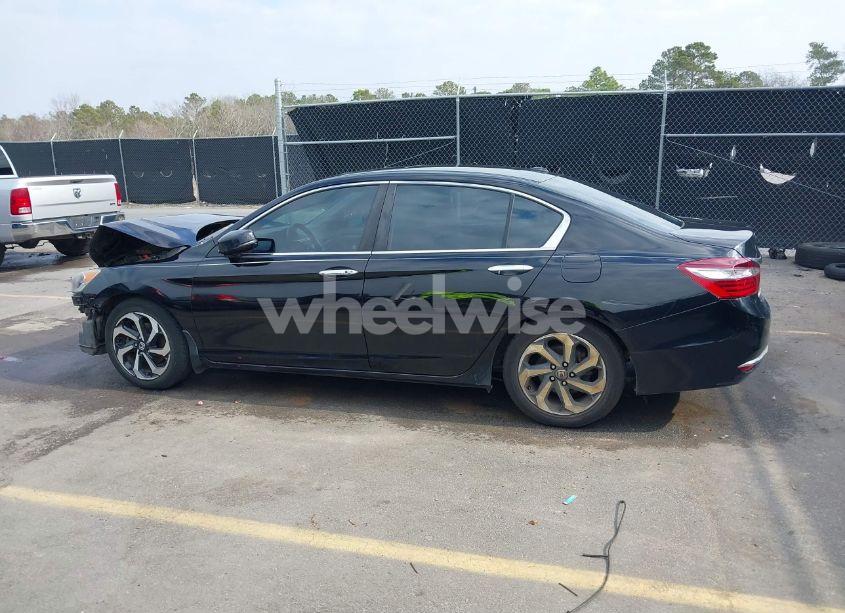 Photo 15 of 2017 Honda Accord EX-L (VIN 1HGCR2F87HA150416)