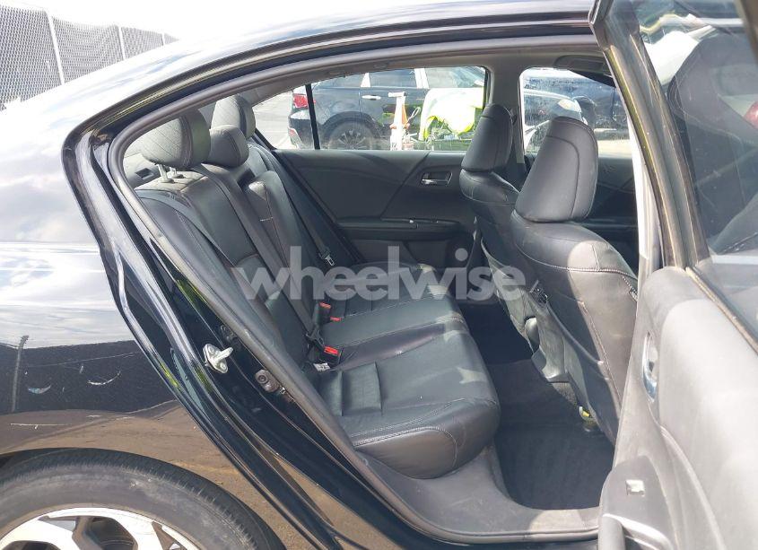 Photo 8 of 2017 Honda Accord EX-L (VIN 1HGCR2F87HA150416)