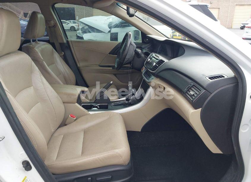 Photo 5 of 2013 Honda Accord EX-L (VIN 1HGCR2F88DA027816)