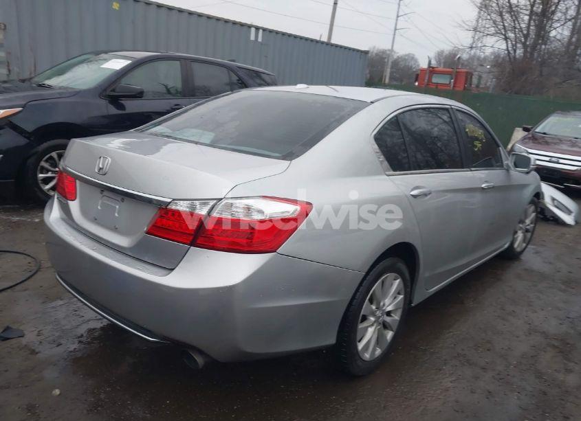 Photo 4 of 2013 Honda Accord EX-L (VIN 1HGCR2F88DA074182)