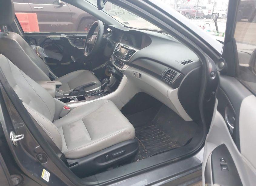 Photo 5 of 2013 Honda Accord EX-L (VIN 1HGCR2F88DA106712)