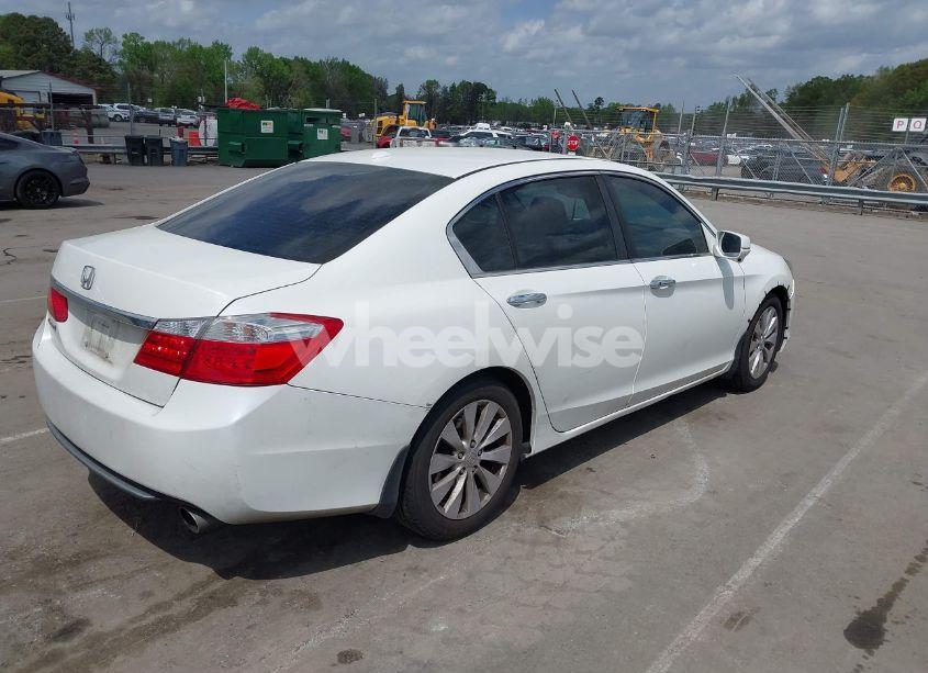 Photo 4 of 2013 Honda Accord EX-L (VIN 1HGCR2F88DA123736)