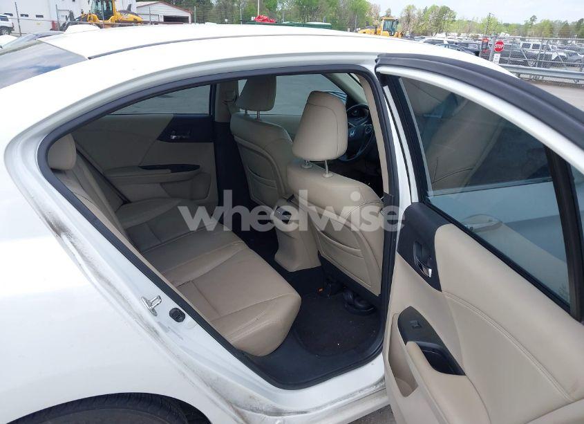 Photo 8 of 2013 Honda Accord EX-L (VIN 1HGCR2F88DA123736)