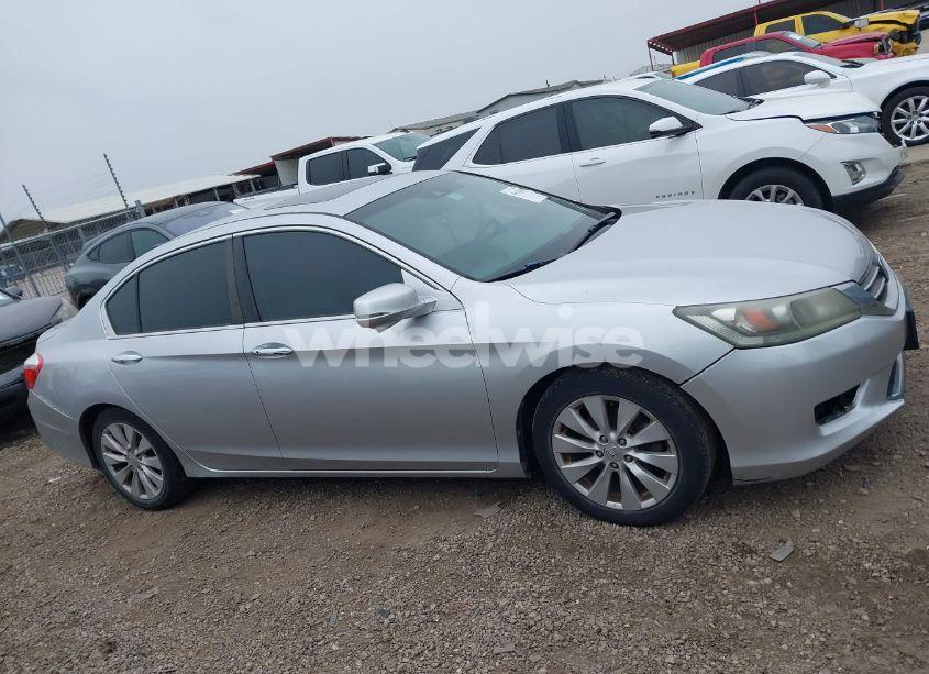 Photo 13 of 2013 Honda Accord EX-L (VIN 1HGCR2F88DA147132)