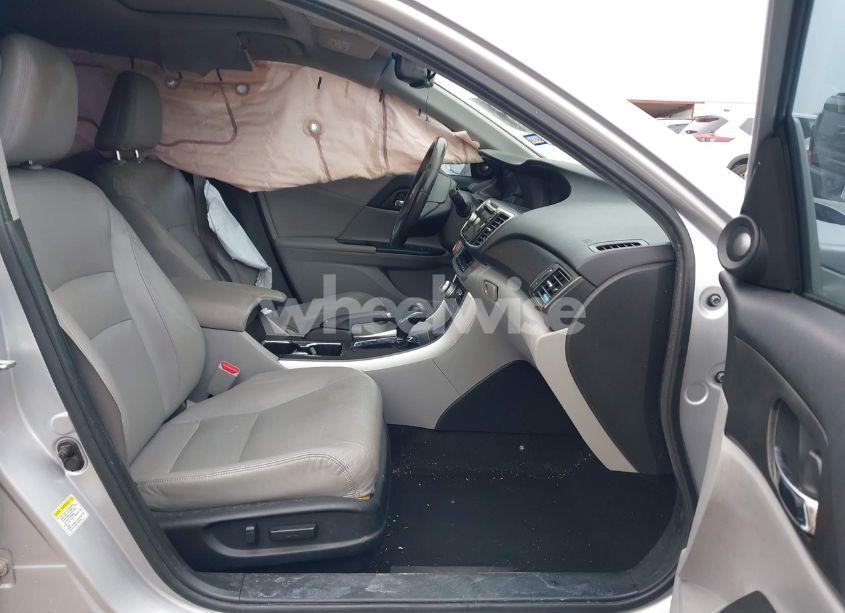 Photo 5 of 2013 Honda Accord EX-L (VIN 1HGCR2F88DA147132)