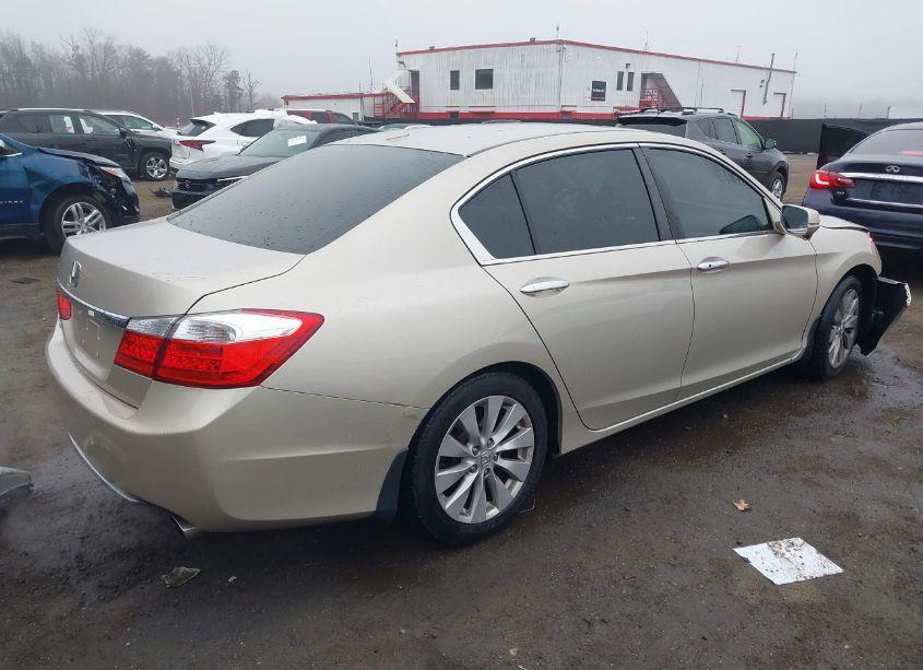 Photo 4 of 2013 Honda Accord EX-L (VIN 1HGCR2F88DA232472)