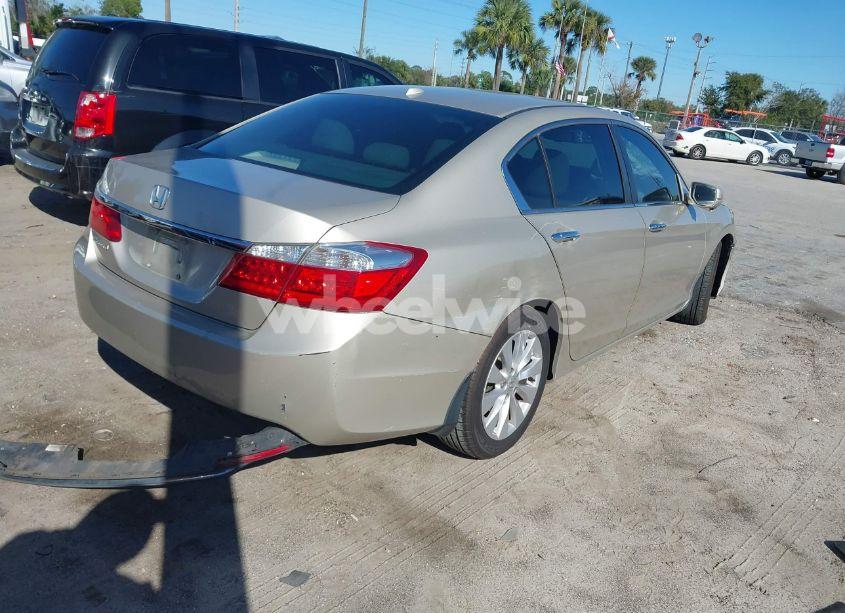 Photo 4 of 2013 Honda Accord EX-L (VIN 1HGCR2F88DA237932)
