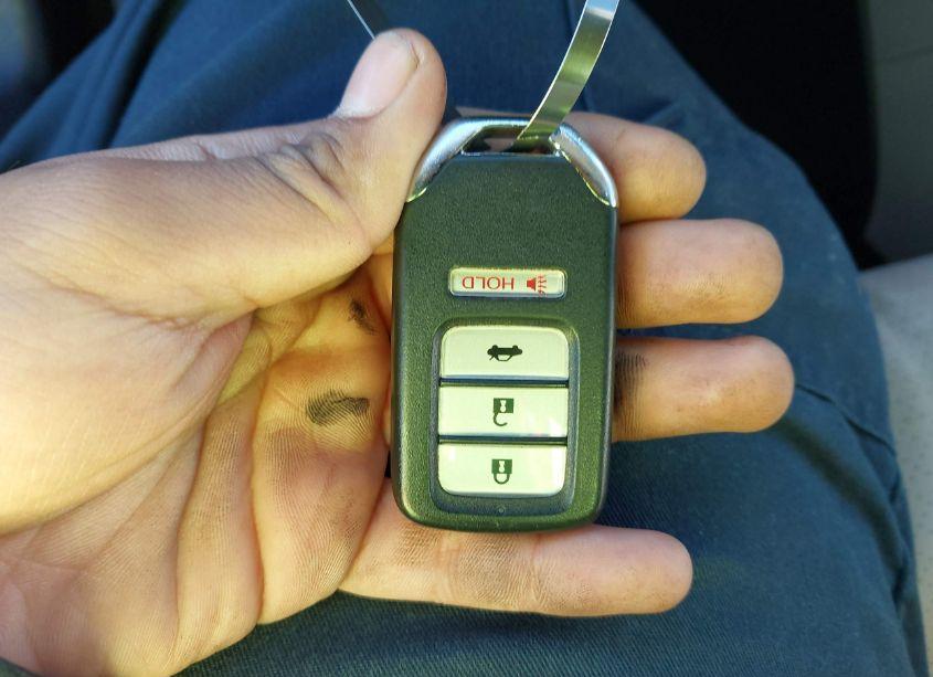 Photo 11 of 2014 Honda Accord EX-L (VIN 1HGCR2F88EA051471)