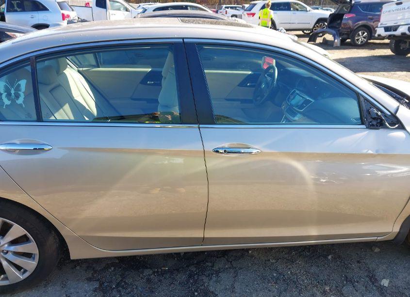 Photo 13 of 2014 Honda Accord EX-L (VIN 1HGCR2F88EA051471)