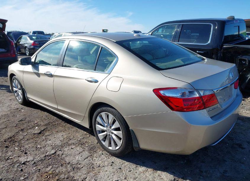 Photo 3 of 2014 Honda Accord EX-L (VIN 1HGCR2F88EA051471)