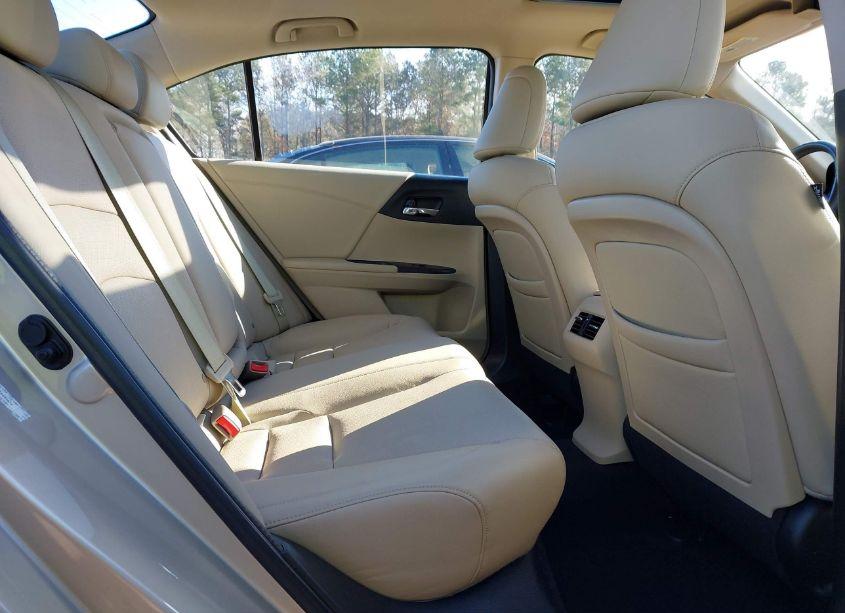 Photo 8 of 2014 Honda Accord EX-L (VIN 1HGCR2F88EA051471)