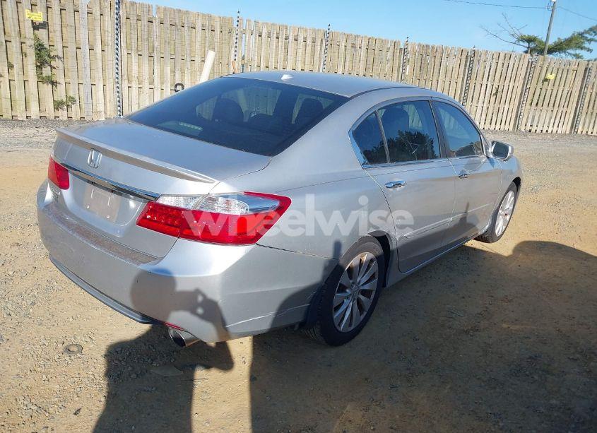 Photo 4 of 2014 Honda Accord EX-L (VIN 1HGCR2F88EA116478)