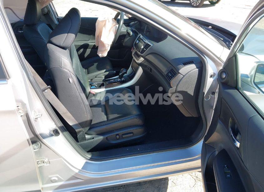 Photo 5 of 2014 Honda Accord EX-L (VIN 1HGCR2F88EA132177)