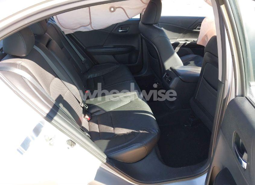 Photo 8 of 2014 Honda Accord EX-L (VIN 1HGCR2F88EA132177)