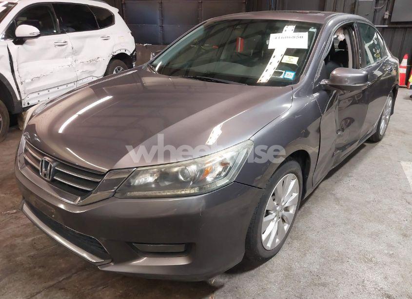 Photo 2 of 2014 Honda Accord EX-L (VIN 1HGCR2F88EA136116)