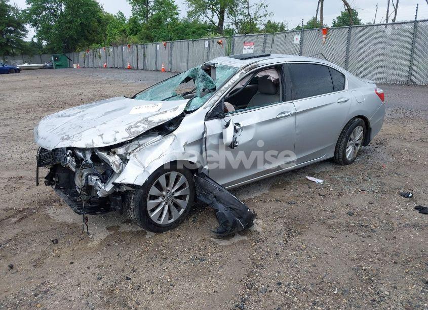 Photo 2 of 2014 Honda Accord EX-L (VIN 1HGCR2F88EA150050)