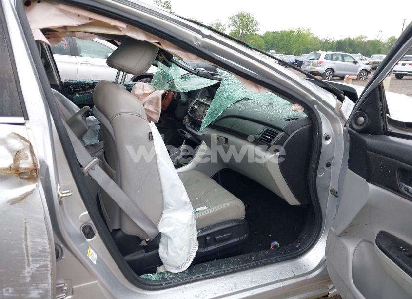 Photo 5 of 2014 Honda Accord EX-L (VIN 1HGCR2F88EA150050)