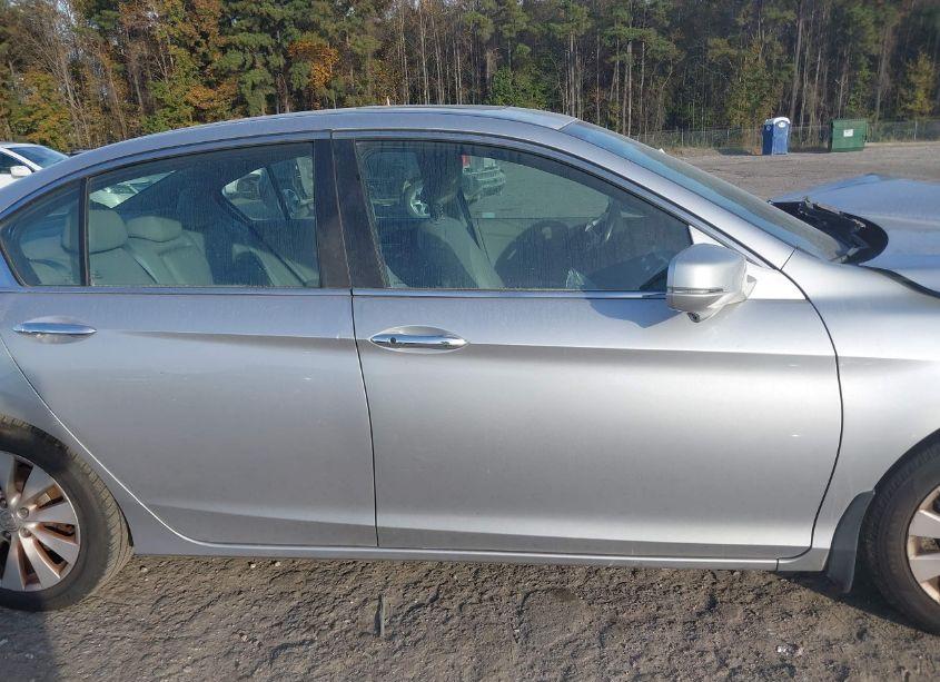 Photo 13 of 2014 Honda Accord EX-L (VIN 1HGCR2F88EA196929)