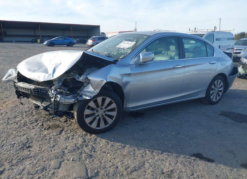 Photo 2 of 2014 Honda Accord EX-L (VIN 1HGCR2F88EA196929)