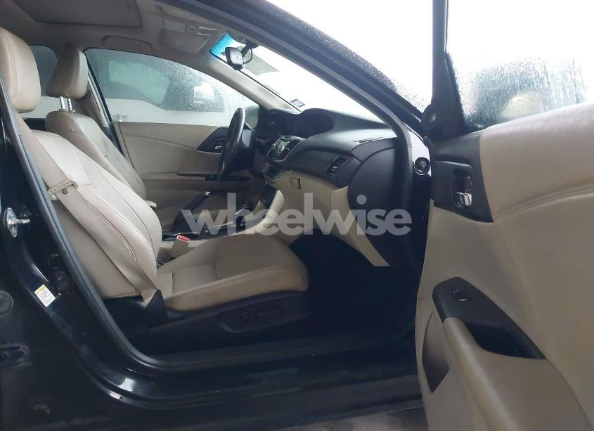 Photo 5 of 2014 Honda Accord EX-L (VIN 1HGCR2F88EA209209)