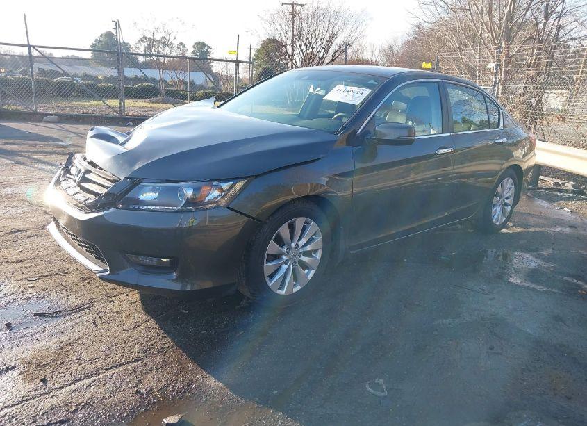 Photo 2 of 2014 Honda Accord EX-L (VIN 1HGCR2F88EA218749)