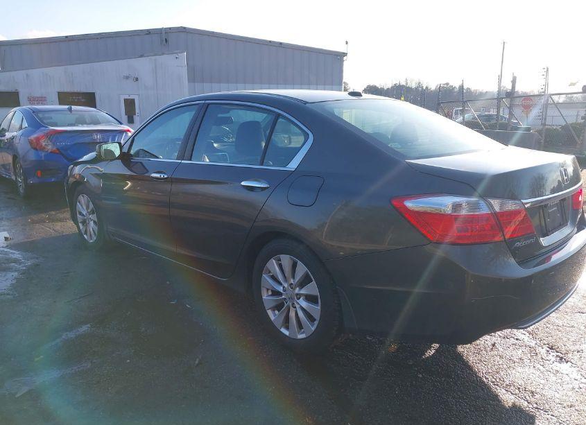 Photo 3 of 2014 Honda Accord EX-L (VIN 1HGCR2F88EA218749)