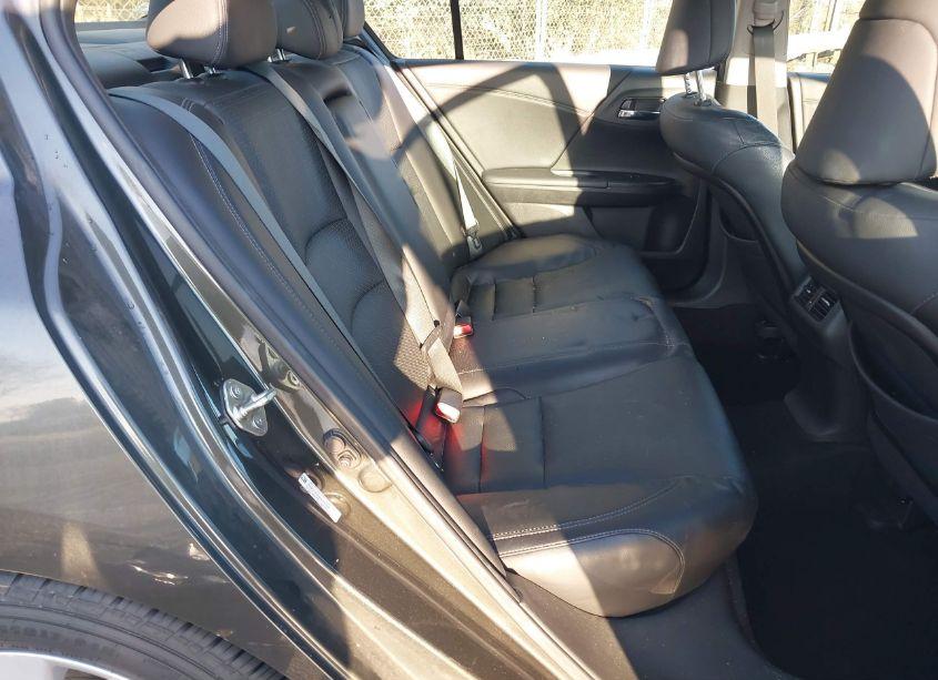 Photo 8 of 2014 Honda Accord EX-L (VIN 1HGCR2F88EA218749)