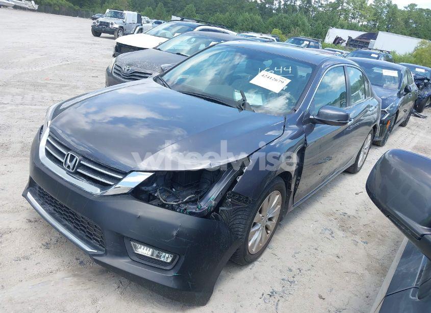 Photo 2 of 2014 Honda Accord EX-L (VIN 1HGCR2F88EA221019)