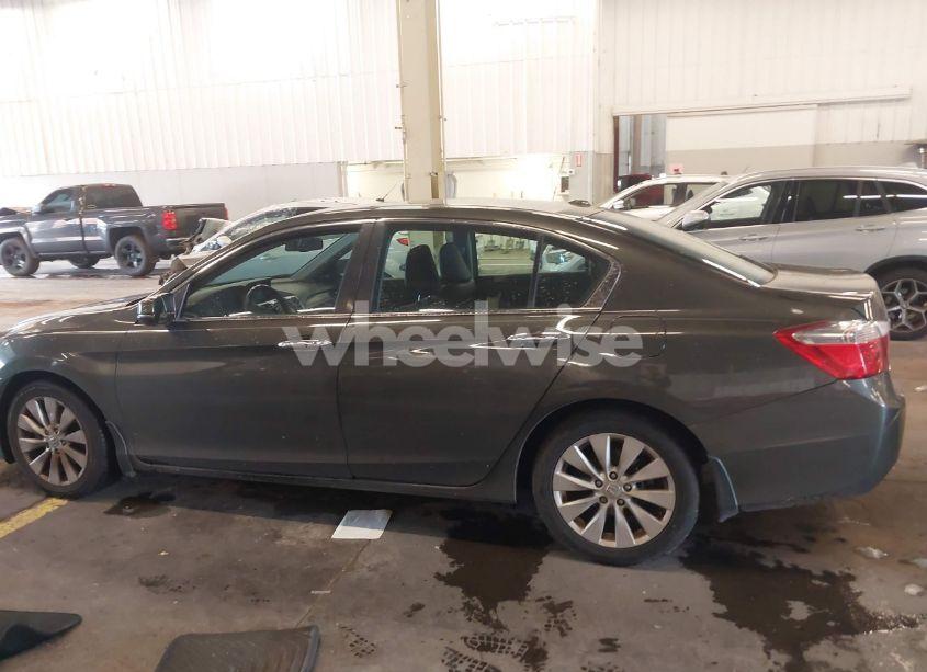 Photo 14 of 2014 Honda Accord EX-L (VIN 1HGCR2F88EA222851)