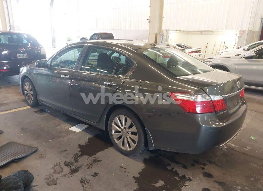 Photo 3 of 2014 Honda Accord EX-L (VIN 1HGCR2F88EA222851)