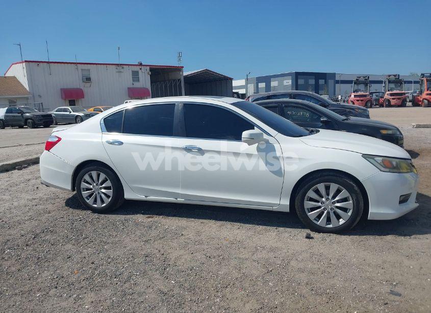Photo 13 of 2014 Honda Accord EX-L (VIN 1HGCR2F88EA264727)