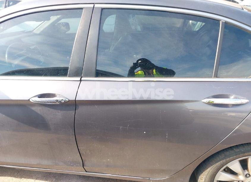 Photo 14 of 2014 Honda Accord EX-L (VIN 1HGCR2F88EA303381)