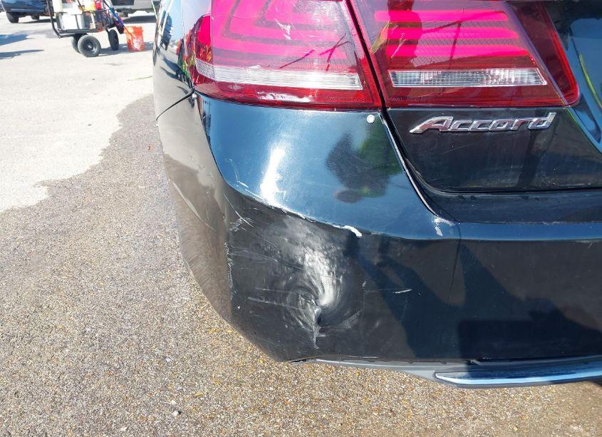 Photo 17 of 2015 Honda Accord EX-L (VIN 1HGCR2F88FA002594)