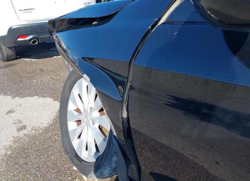 Photo 18 of 2015 Honda Accord EX-L (VIN 1HGCR2F88FA002594)